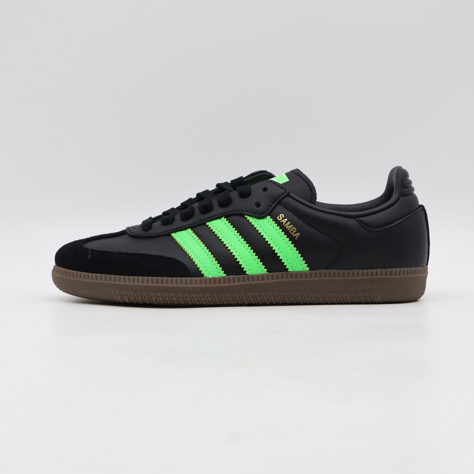 JR0911 adidas Originals Samba OG Core Black Screaming Green Gum (Men's)