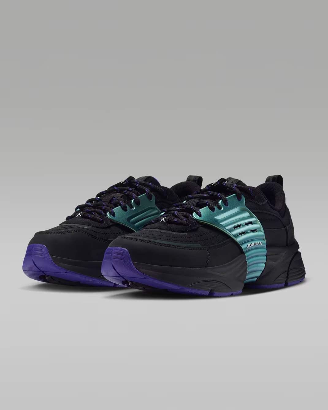 IQ5486-001 Nike Jordan Trunner O/S SE Black/Dark Concord/White (Men's)