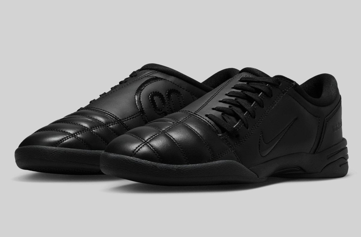 IM4841-010 Nike Total 90 3 Triple Black (Women's)