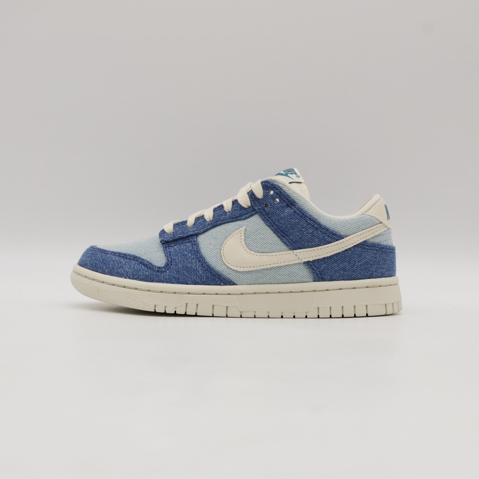 IH5073-006 Nike Women's Dunk Low Smokey Blue Denim Turquoise (Women's)