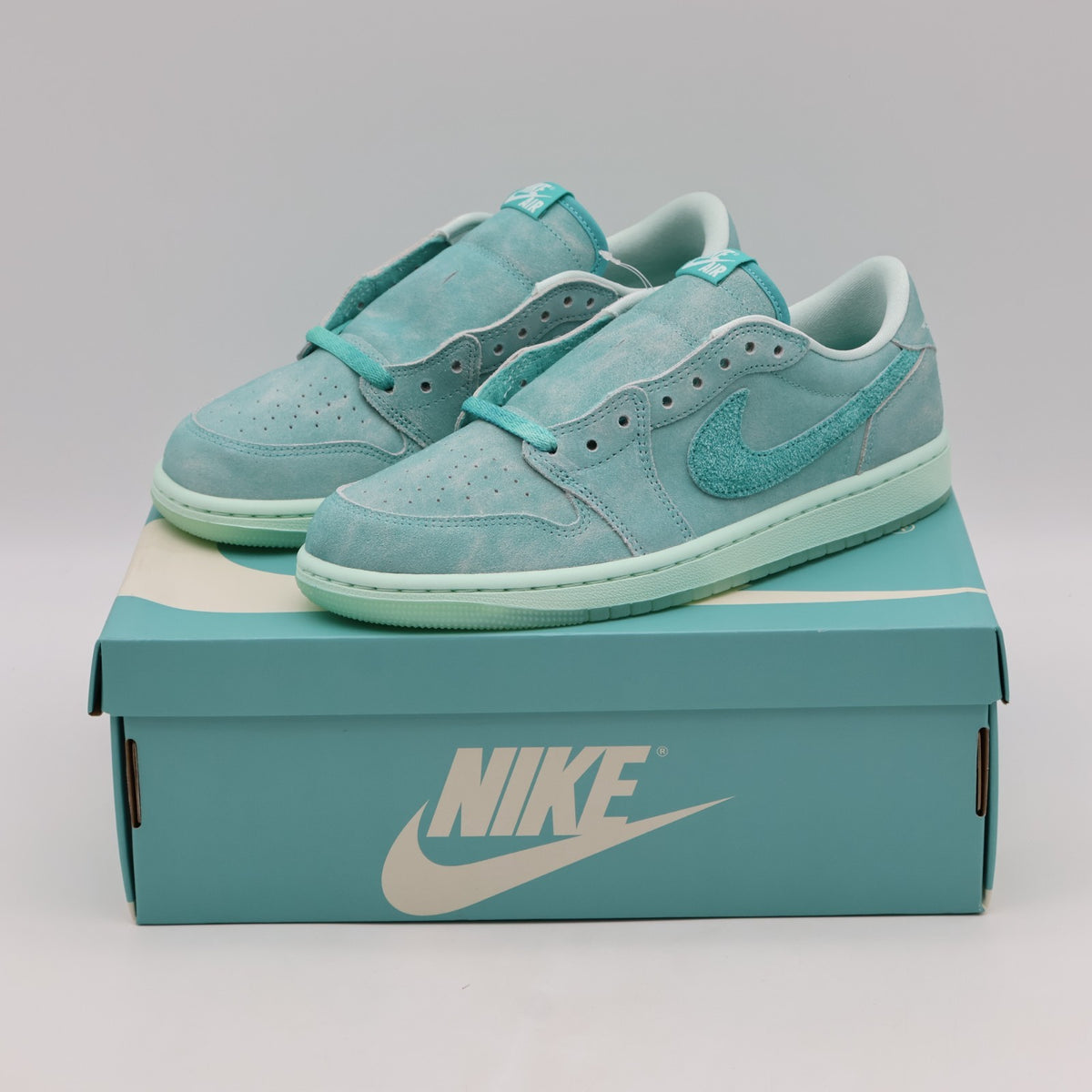 HQ8111-300 Nike Air Jordan 1 Low Washed Teal (Women's)