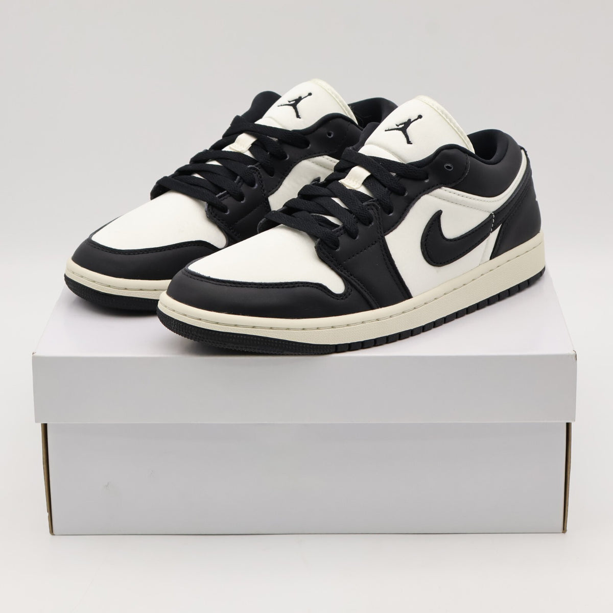FB9893-101 Nike Air Jordan 1 Low SE Vintage Panda (Women's)