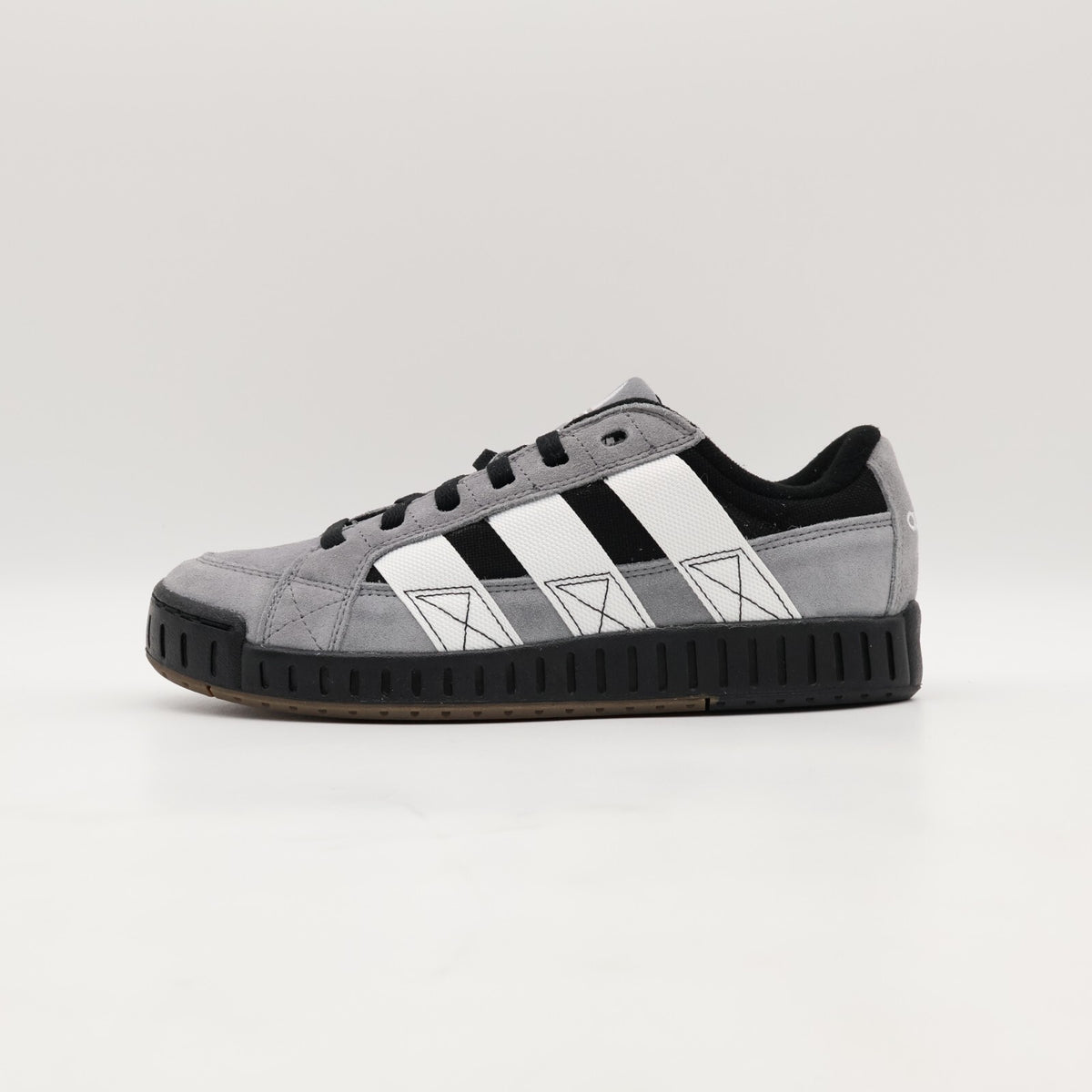 IH2228 adidas Originals Lawsuit Grey Core White (Men's)