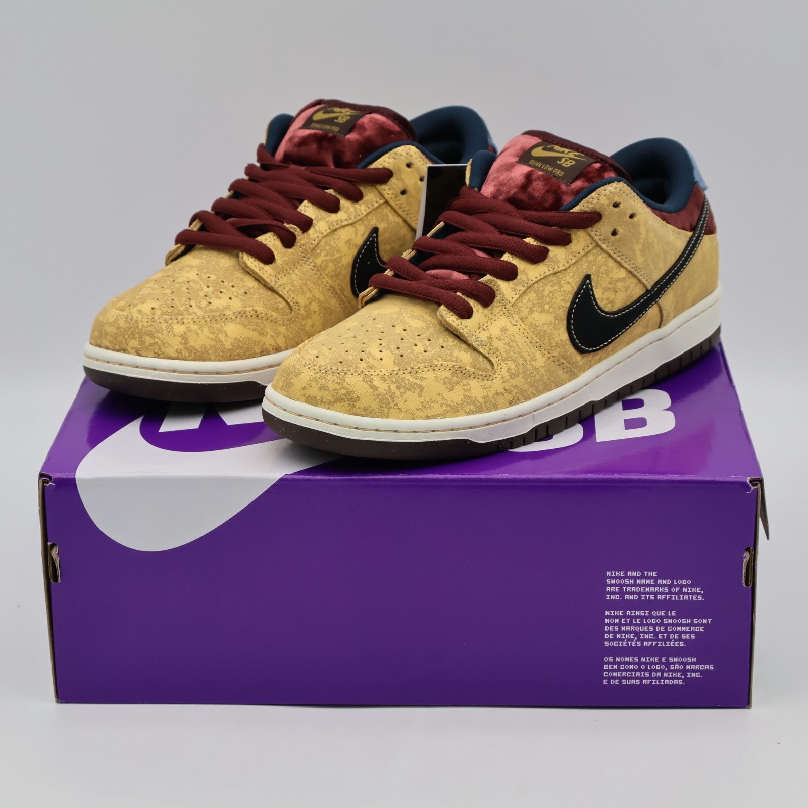 FZ1278-200 Nike SB Dunk Low City of Cinema (Men's)