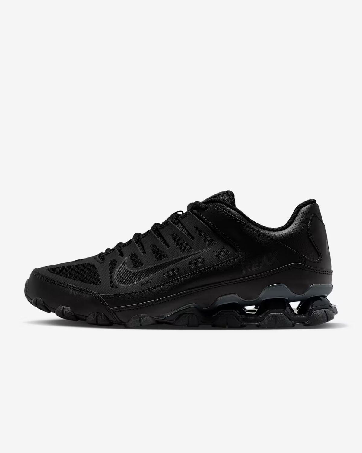 IO2400-008 Nike Reax 8 TR Workout Shoes (Womenâs)
