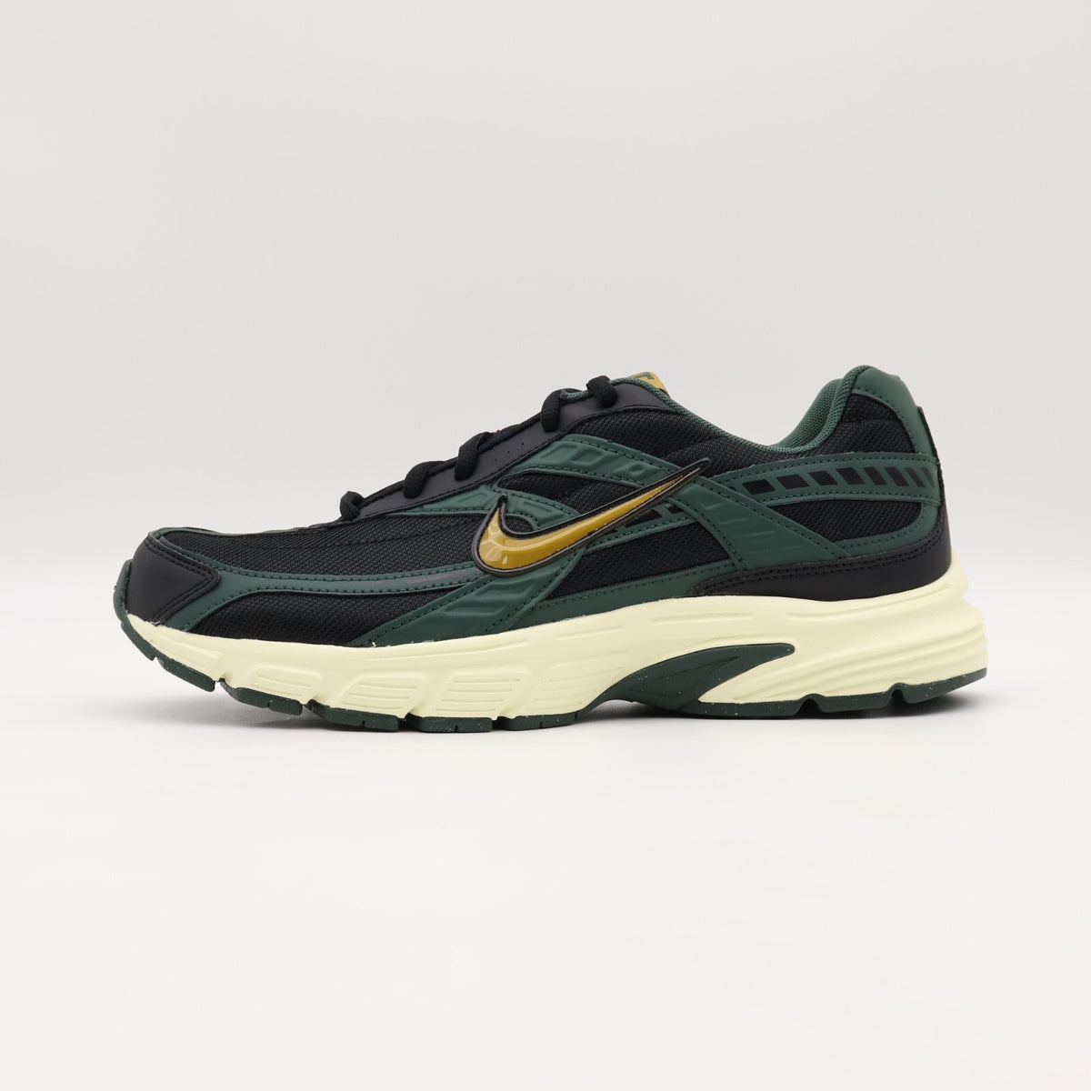 HQ3611-010 Nike Initiator Black Vintage Green Coconut Milk Bronzine (Men's)