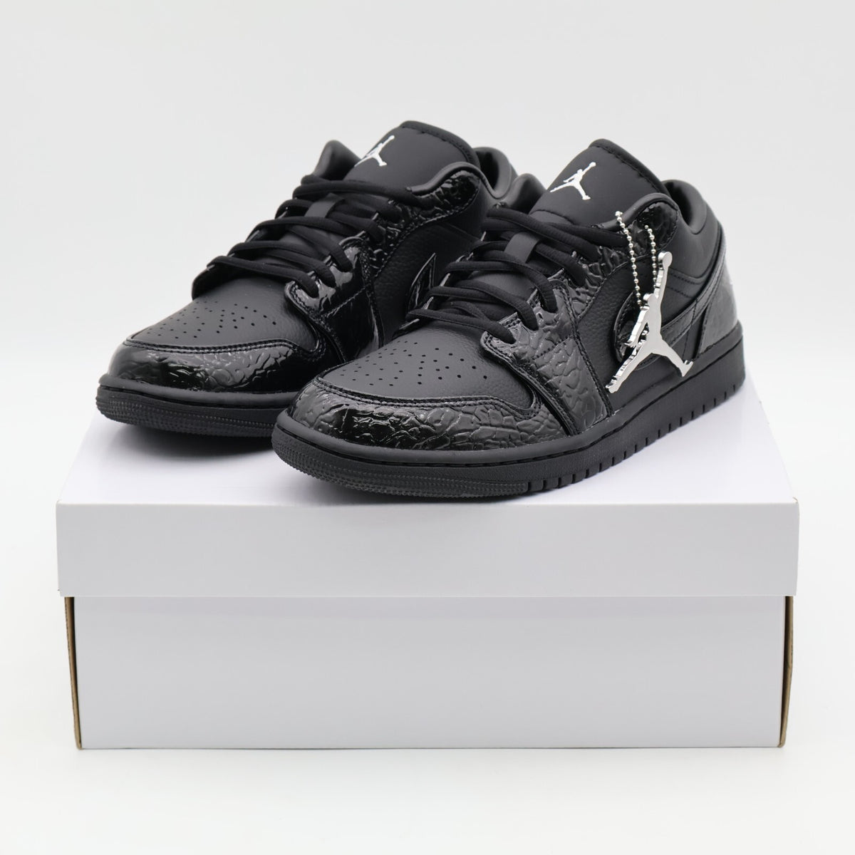 HJ7743-010 Nike WMNS Air Jordan 1 Low SE Black Croc (Women's)