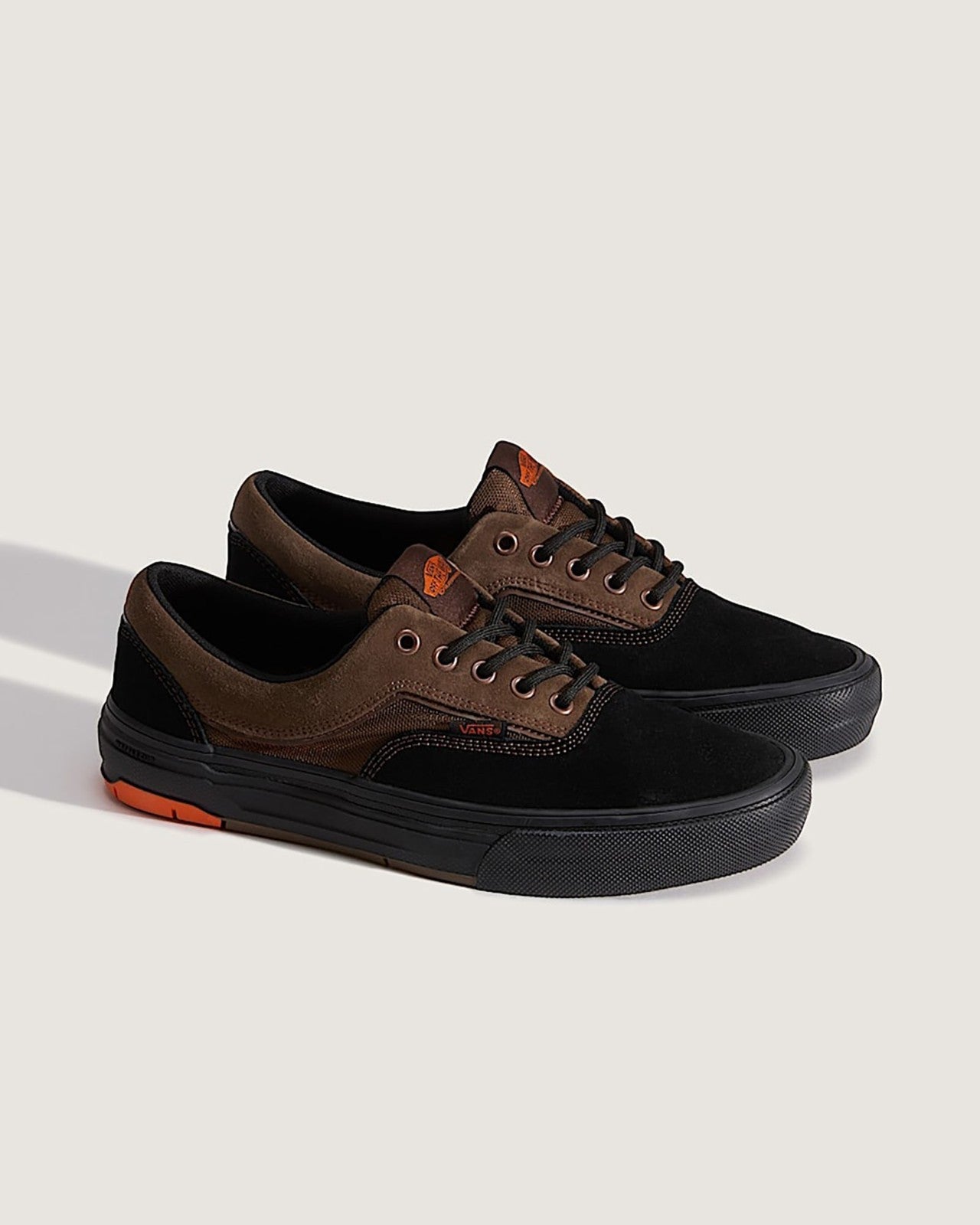 VN000EF0YS8 Vans Skate Era Wafflecup "Black/Brown"