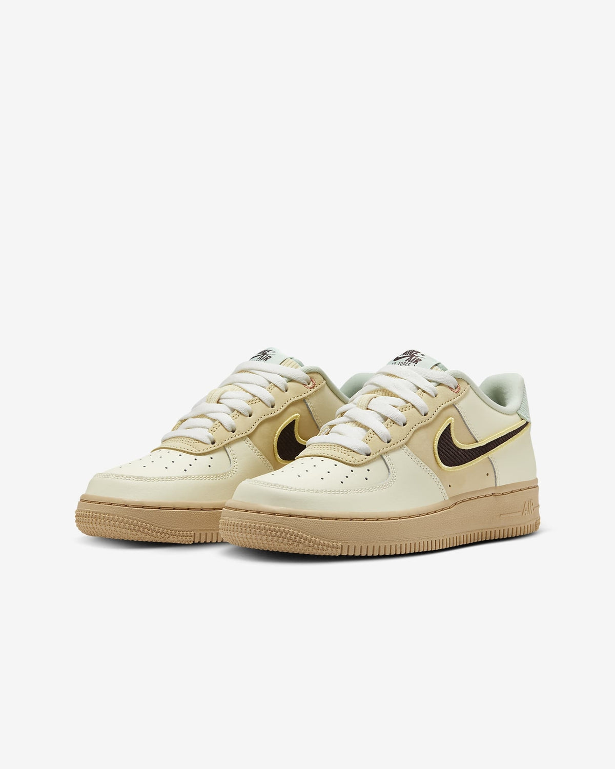 HQ3473-122 Nike GS Air Force 1 Low Coconut Milk Seafoam