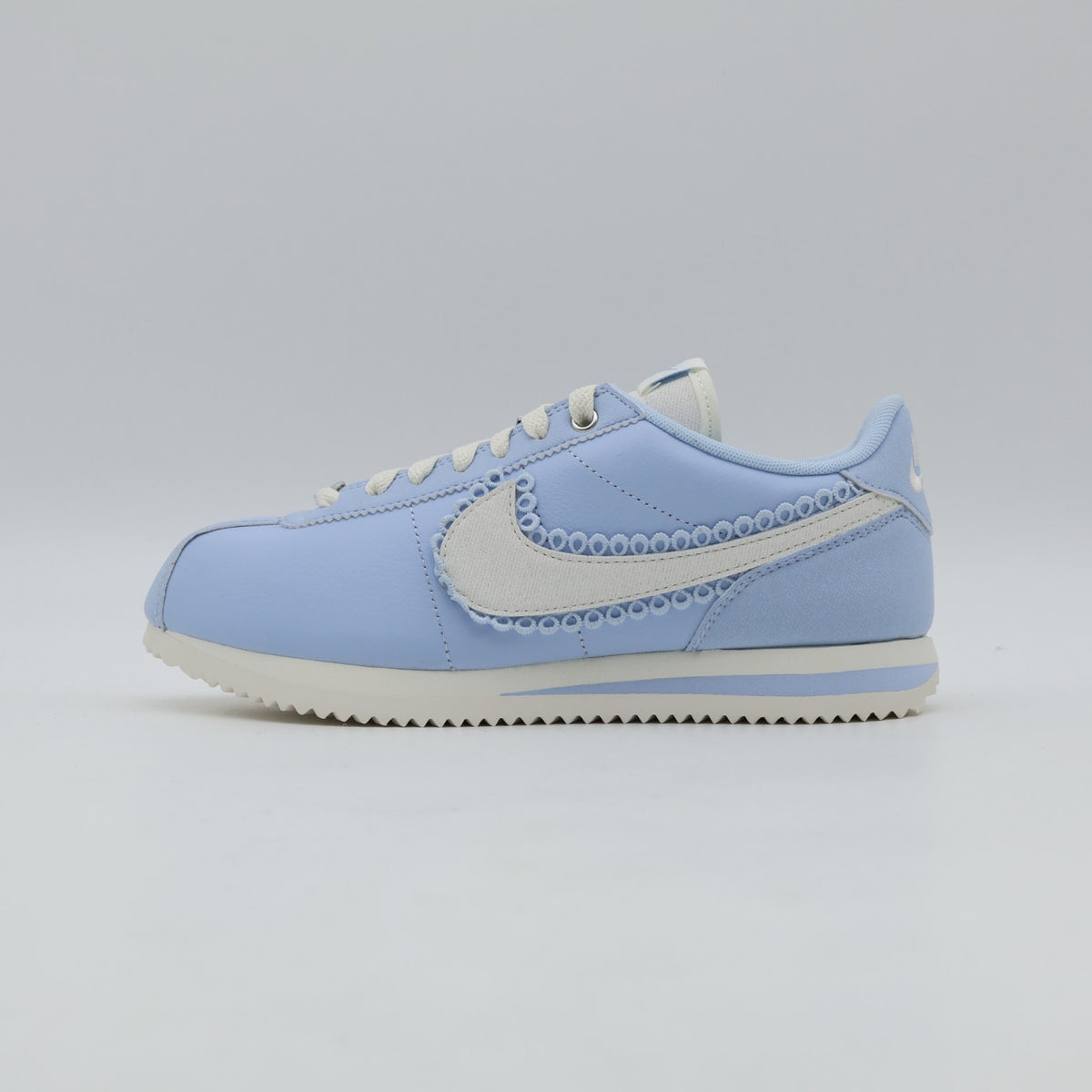 IH3574-441 Nike Cortez Celestine Blue (Women's)