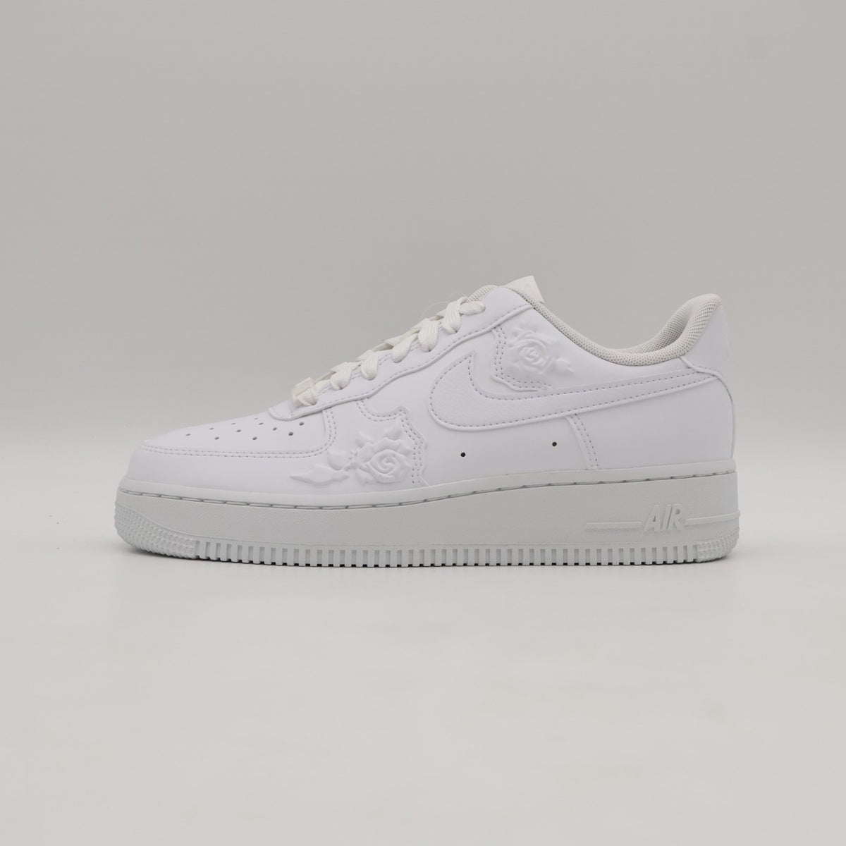 HF2016-100 Nike Air Force 1 '07 White Roses (Women's)