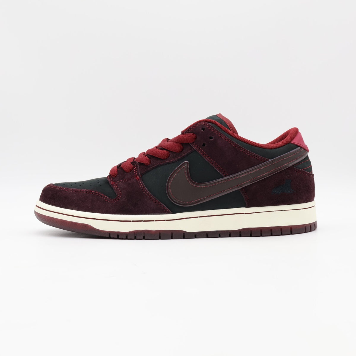 FZ1289-200 Riot Skateshop Nike SB Dunk Low Pro QS Mahogany and Team Red (Men's)