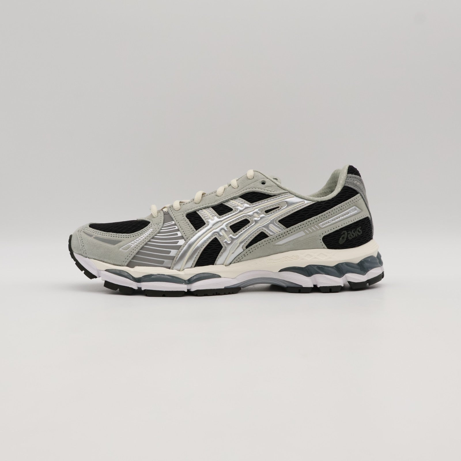 1203A846-020 KITH Ronnie Fieg à Asics Gel-Kayano 12.1 Peat Cream Black (Men's)