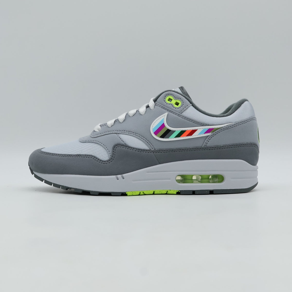 JF4580-001 Division Street à Nike Air Max 1 Ducks of a Feather "Tokyo" (Men's)
