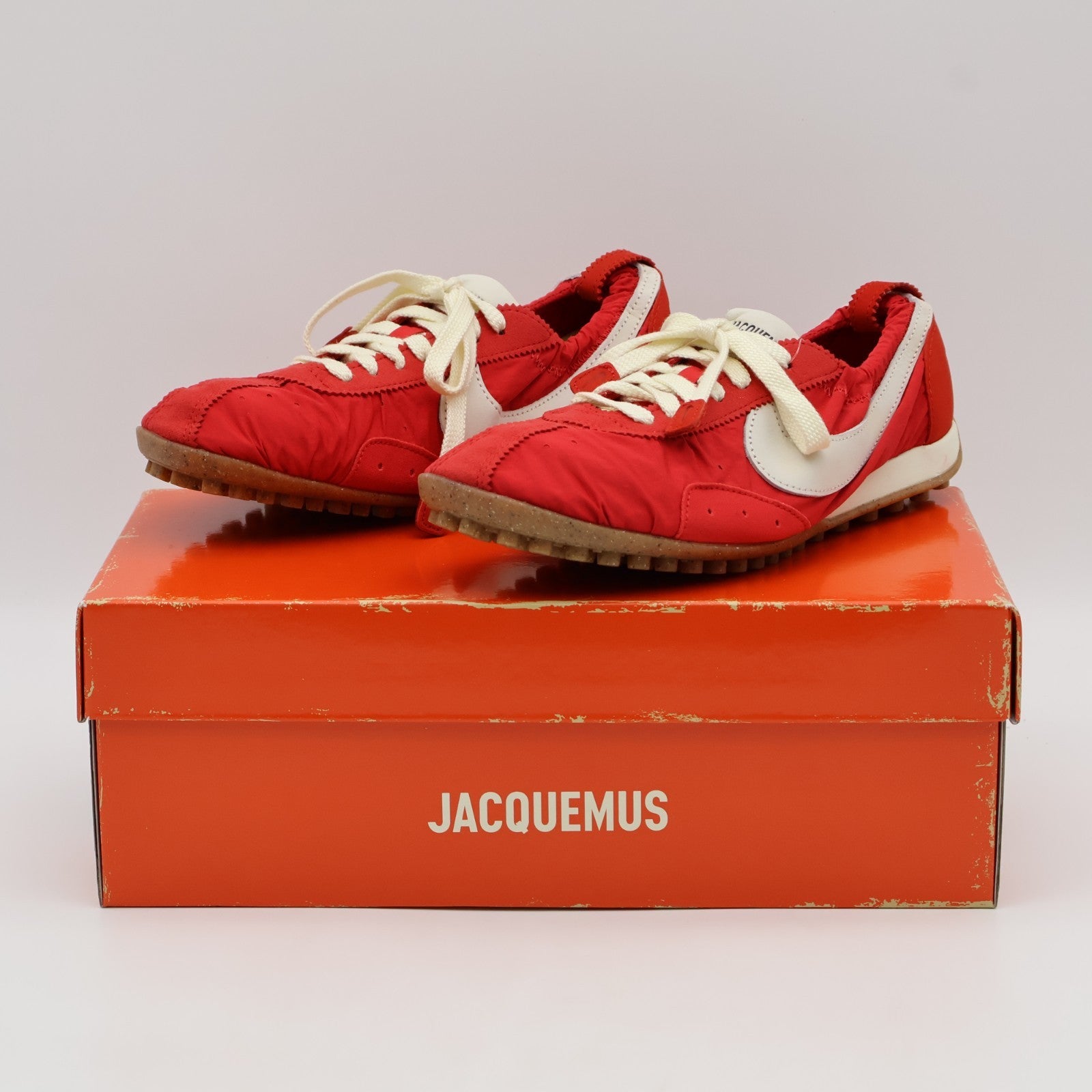 HV8547-600 Jacquemus à Nike Moon Shoe SP University Red ( Women's )