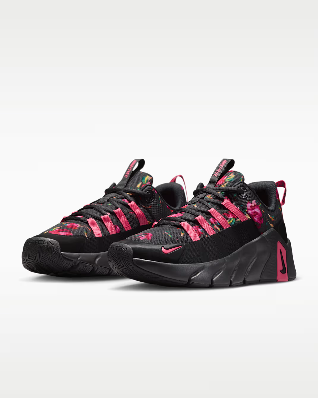 IR0153-001 Nike Free Metcon 7 SE "Black/Black/Sea Coral" (Women's)