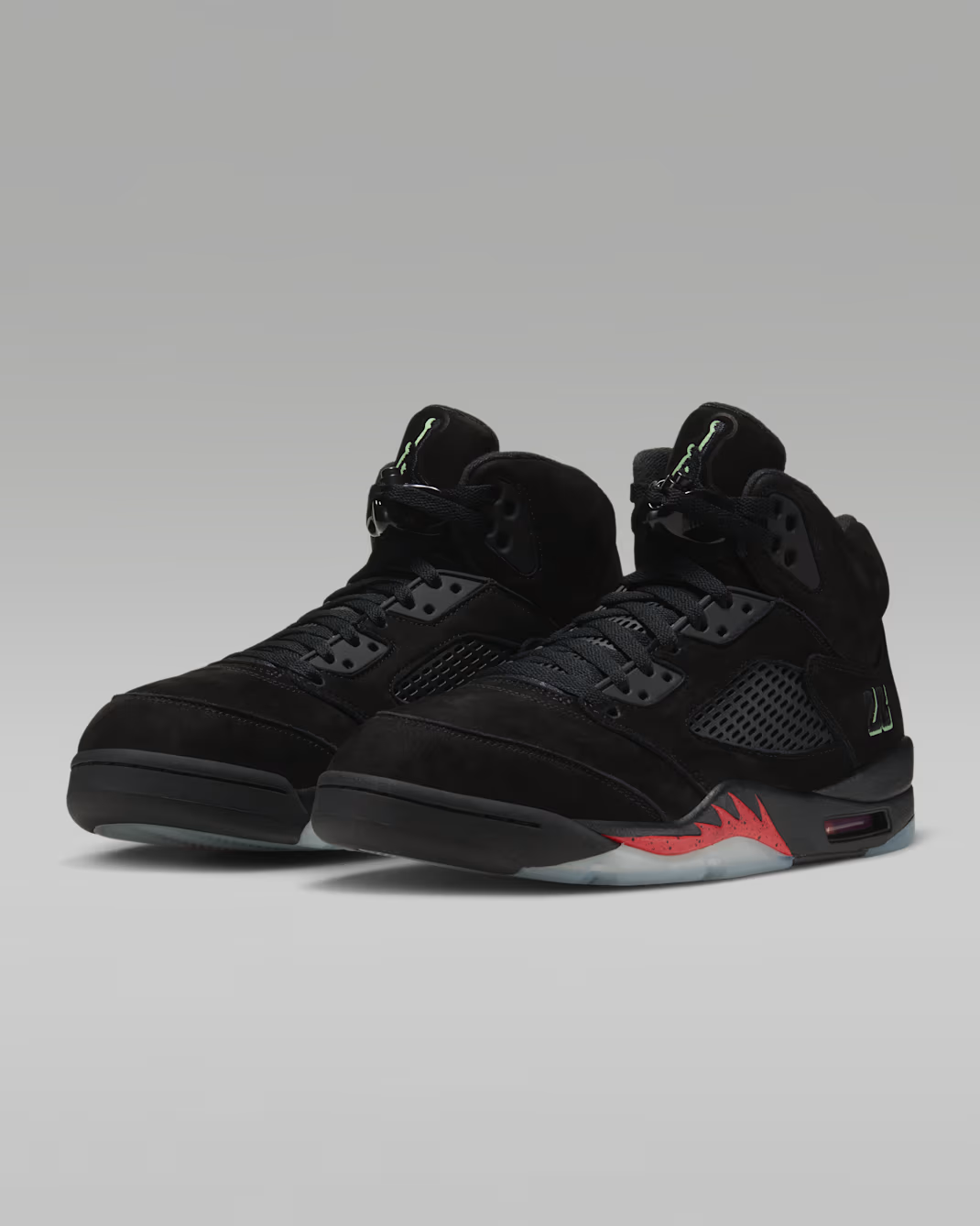 HQ7978-001 Nike Air Jordan 5 "Halloween 2026" (Men's)