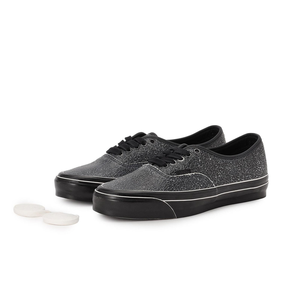 VN000D9NBKA Vans Premium Authentic "Overpaint Black"