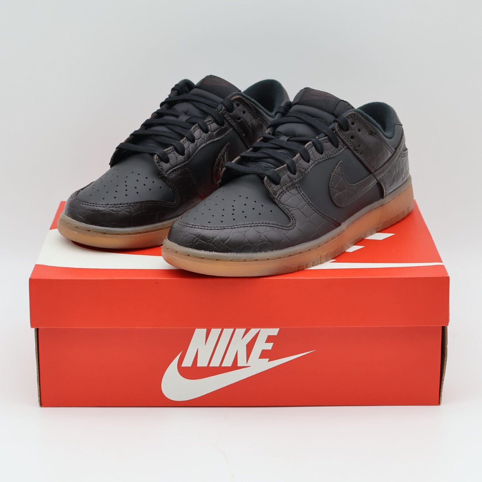 DV1024-010 Nike Dunk Low Velvet Brown and Black (Men's)