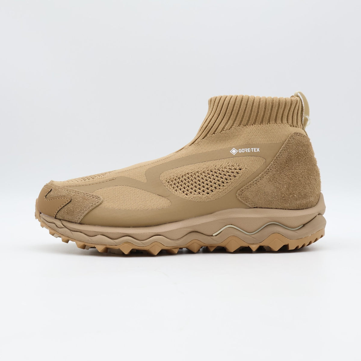 D1GD245502 nonnative à Mizuno Wave Mujin TL Mid GORE-TEX Cognac (Men's)