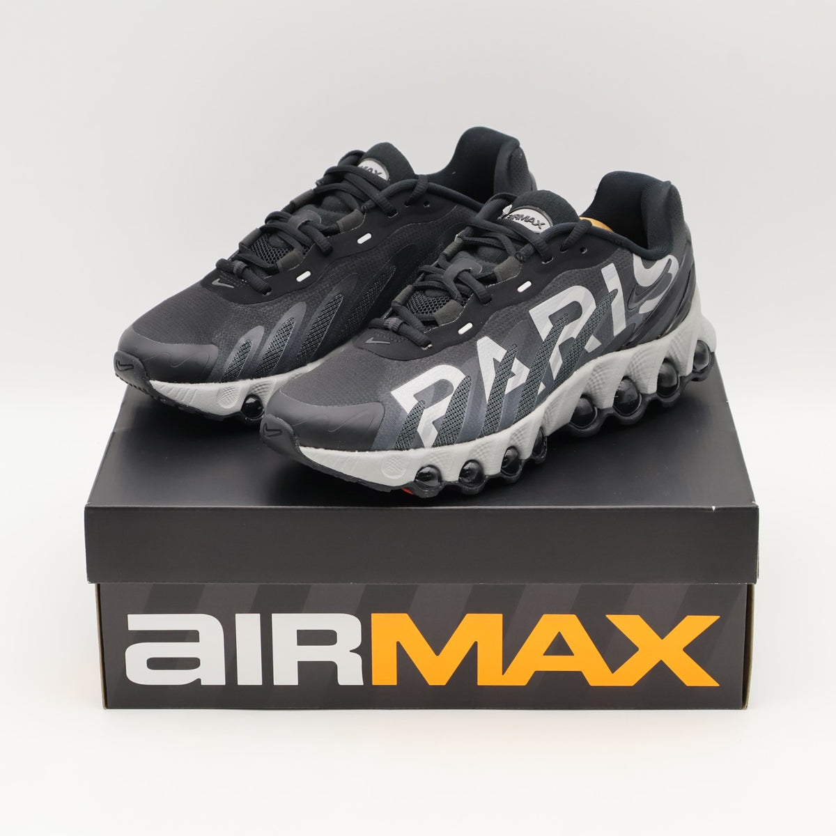 IH2140-001 PSG Ã Nike Air Max DN8 Black White (Men's)