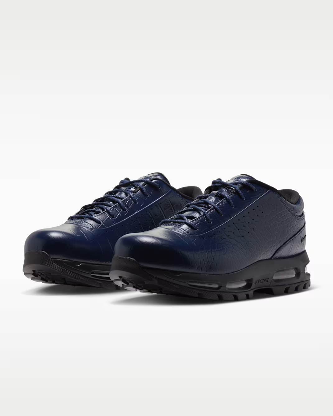 IV4517-400 Nike Air Max Goadome Low "Midnight Navy/Croc" (Men's)