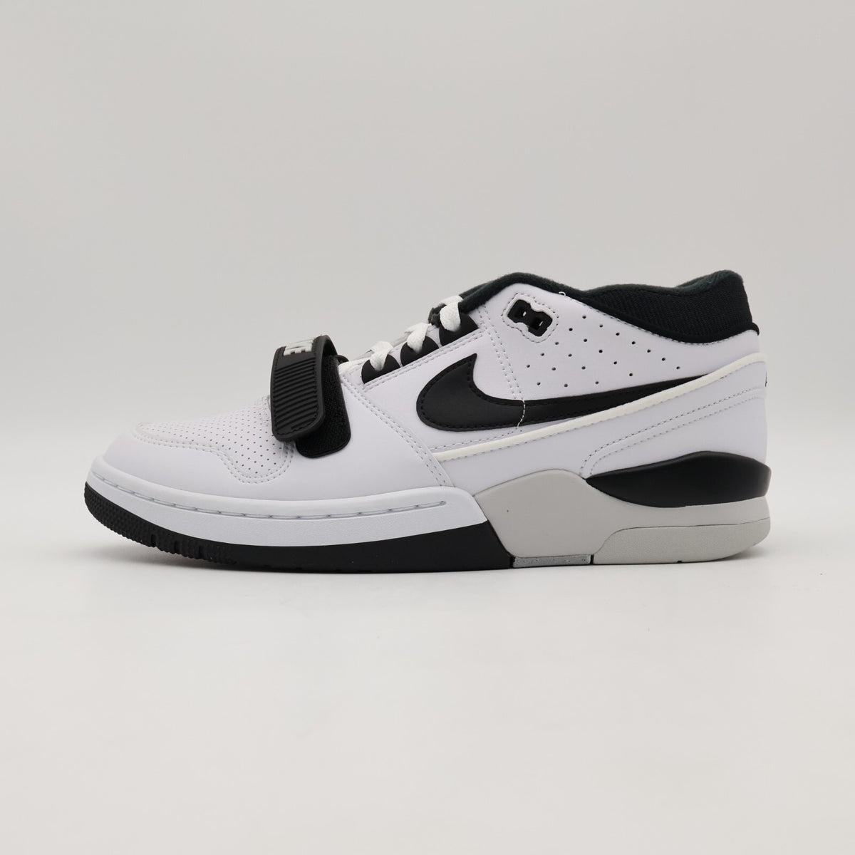 DZ6763-102 Billie Eilish à Nike Air Alpha Force 88 Black and White (Men's)