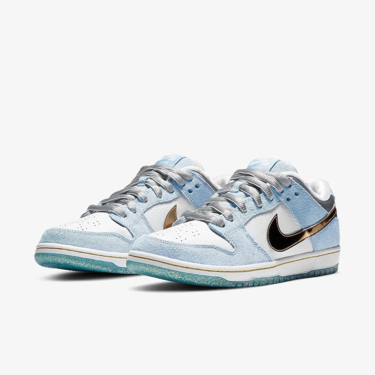 DC9936-100 Sean Cliver à Nike SB Dunk Low "Holiday Special" (Men's)