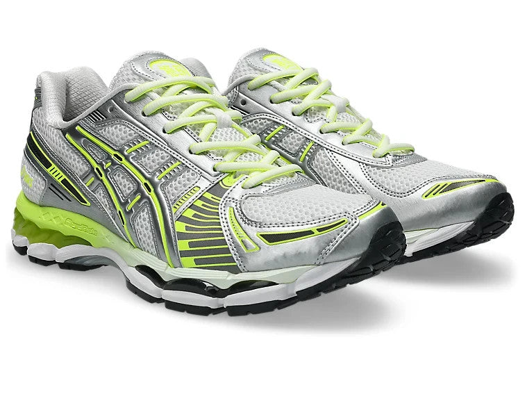 1203B227-100 atmos à Albino & Preto à Asics Gel-Kayano 12.1 (Men's)