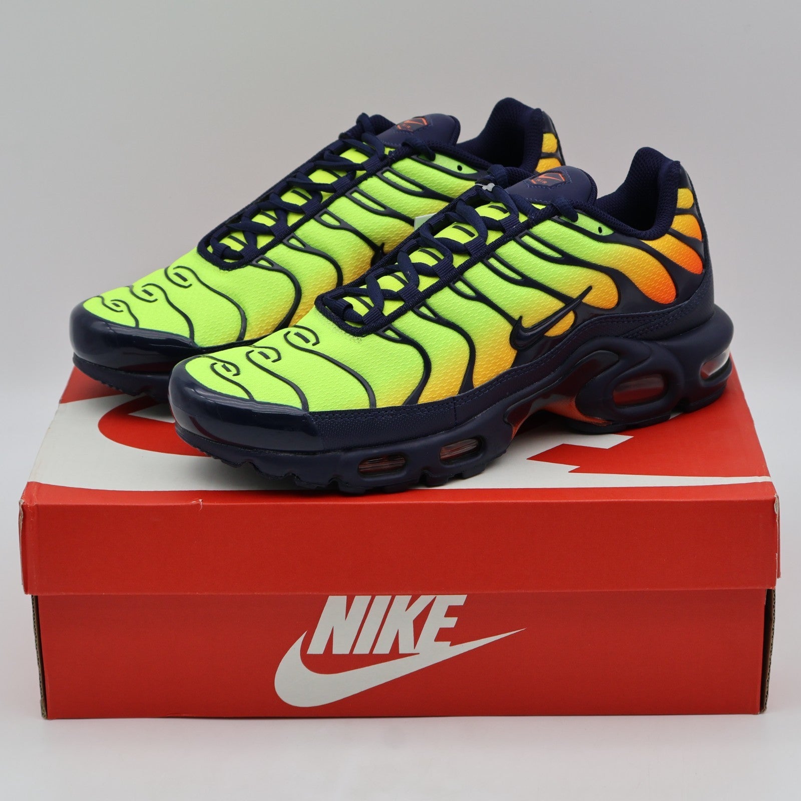 DM0032-701 Nike Air Max Plus Lemon Venom (Men's)