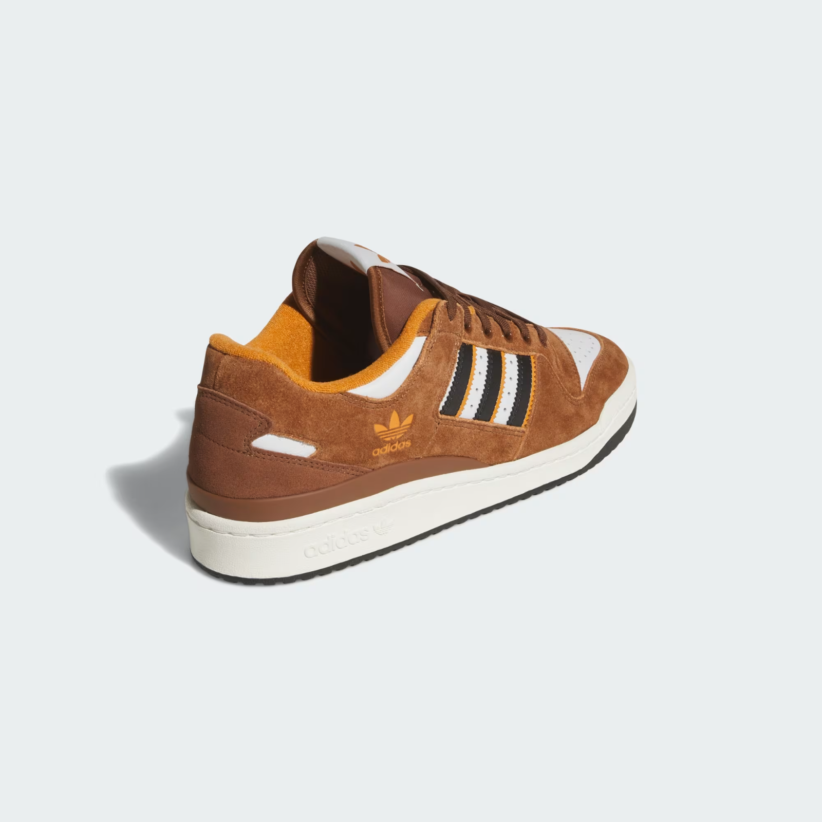 JP6076 adidas Originals Forum 84 Low ADV Crystal White Core Black Rustic (Men's)