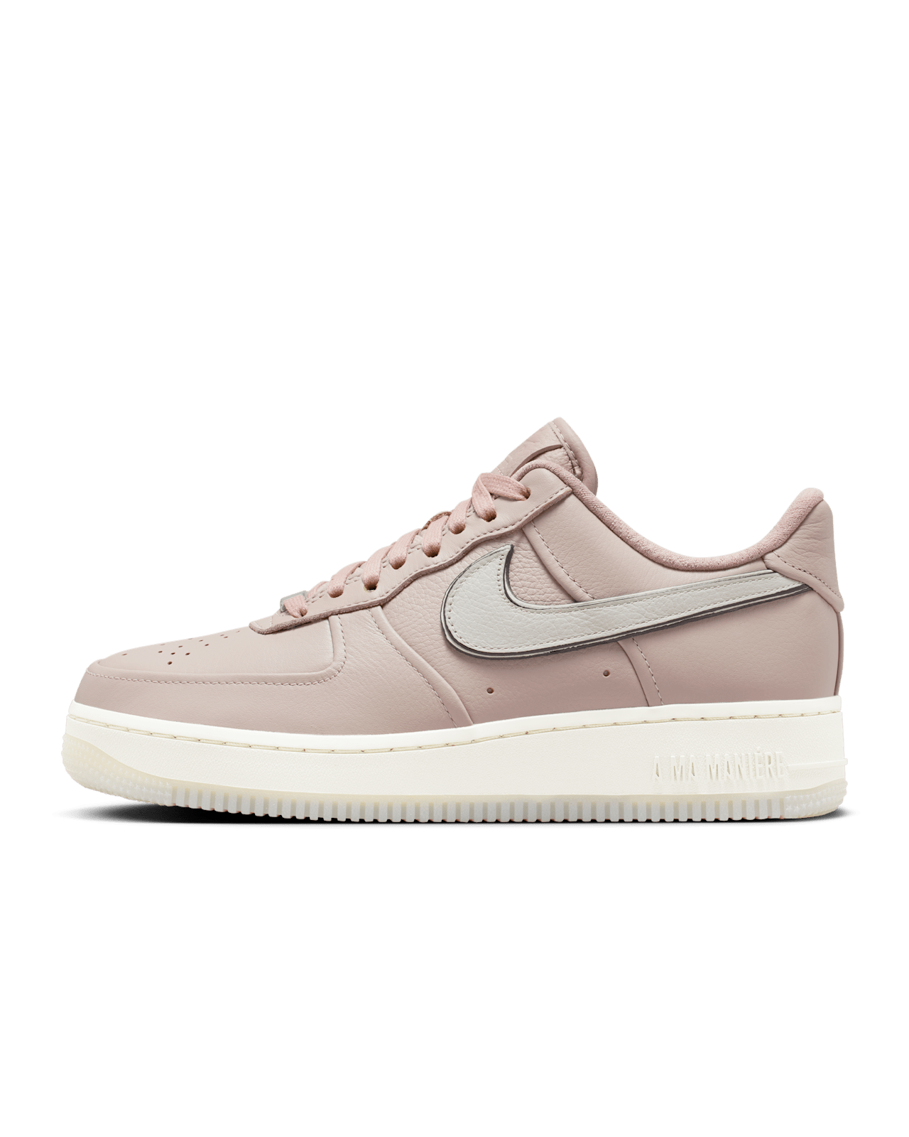 HF4084-200 A Ma Maniére à Nike Air Force 1 Low '07 (Women's)