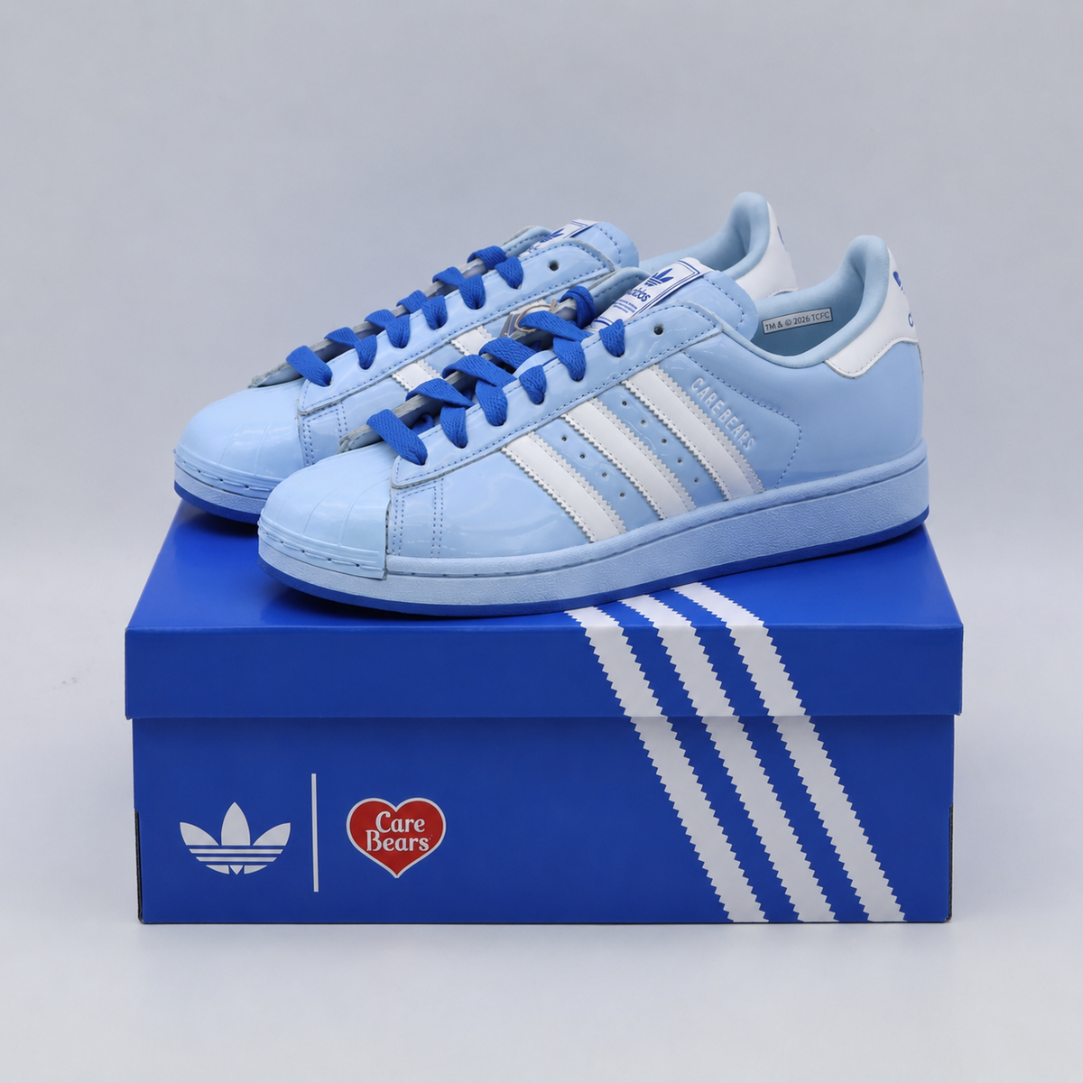 KK4865 Care Bears à adidas Superstar 2 "Grumpy Bear" (Women's)