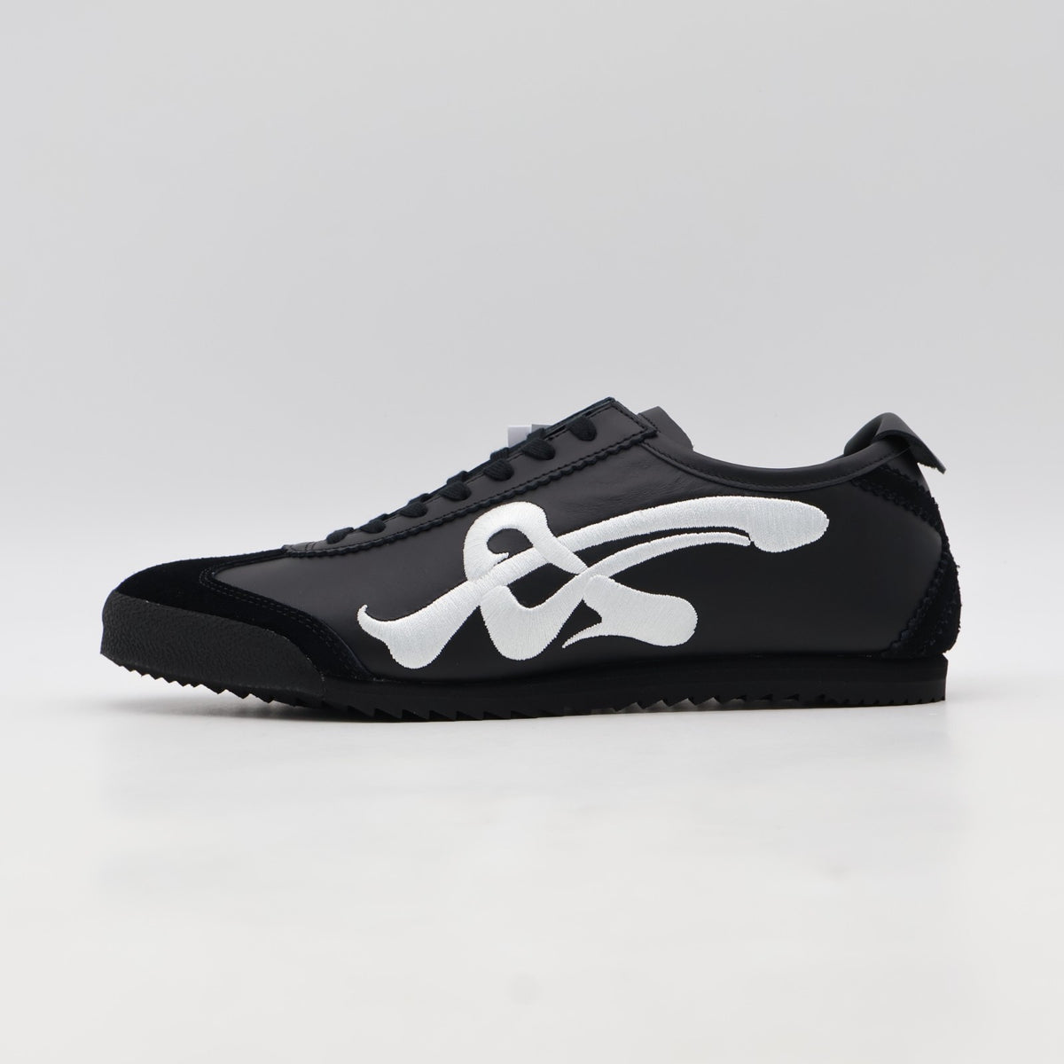 1181A628-001 Onitsuka Tiger NIPPON MADE Mexico 66 Deluxe Black/White (Men's)