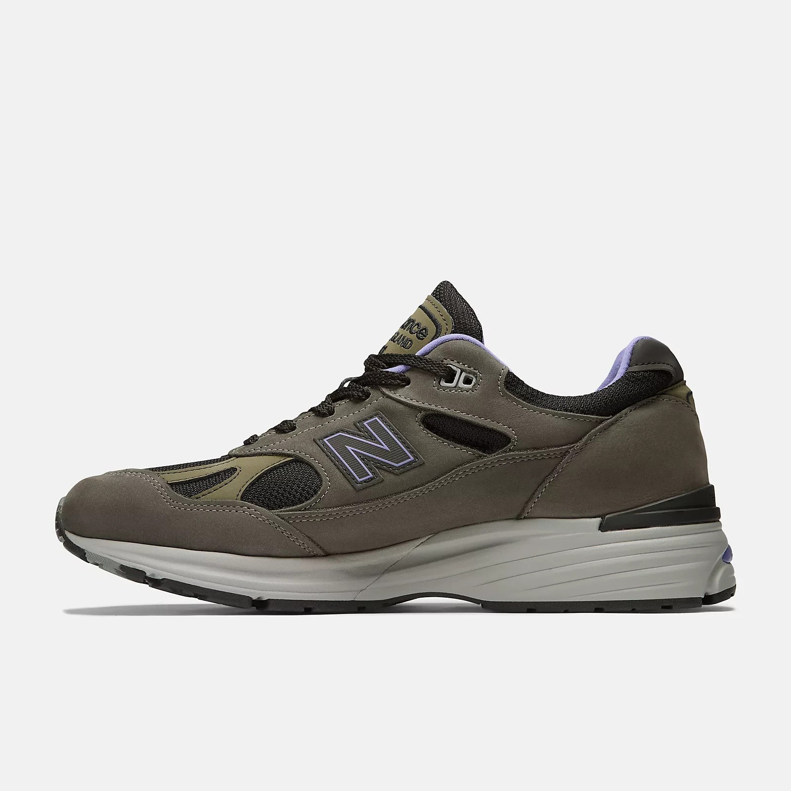 U991GP2 New Balance 991V2 Raven (Men's)