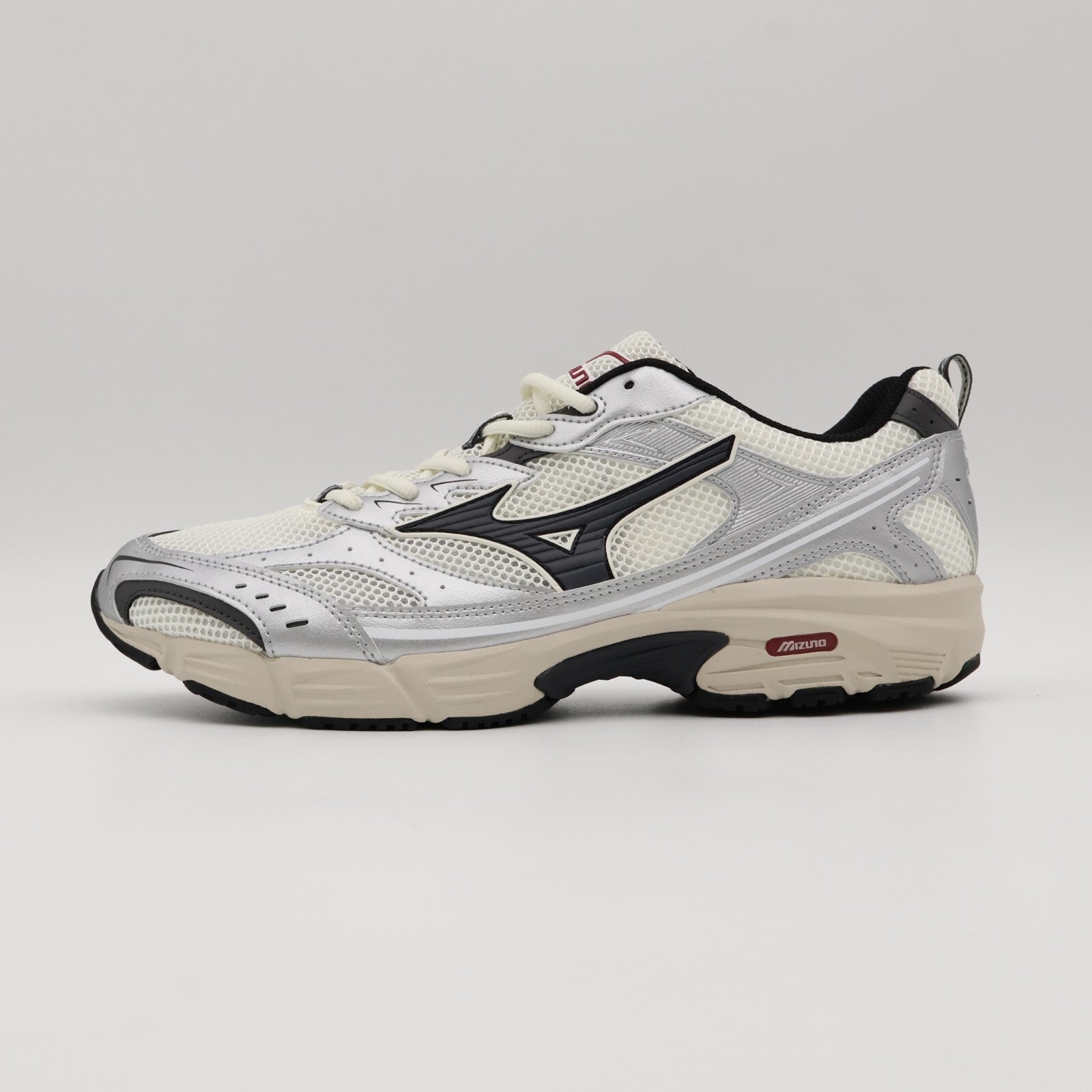D1GA245101 Mizuno MXR OG White Black Silver (Men's)