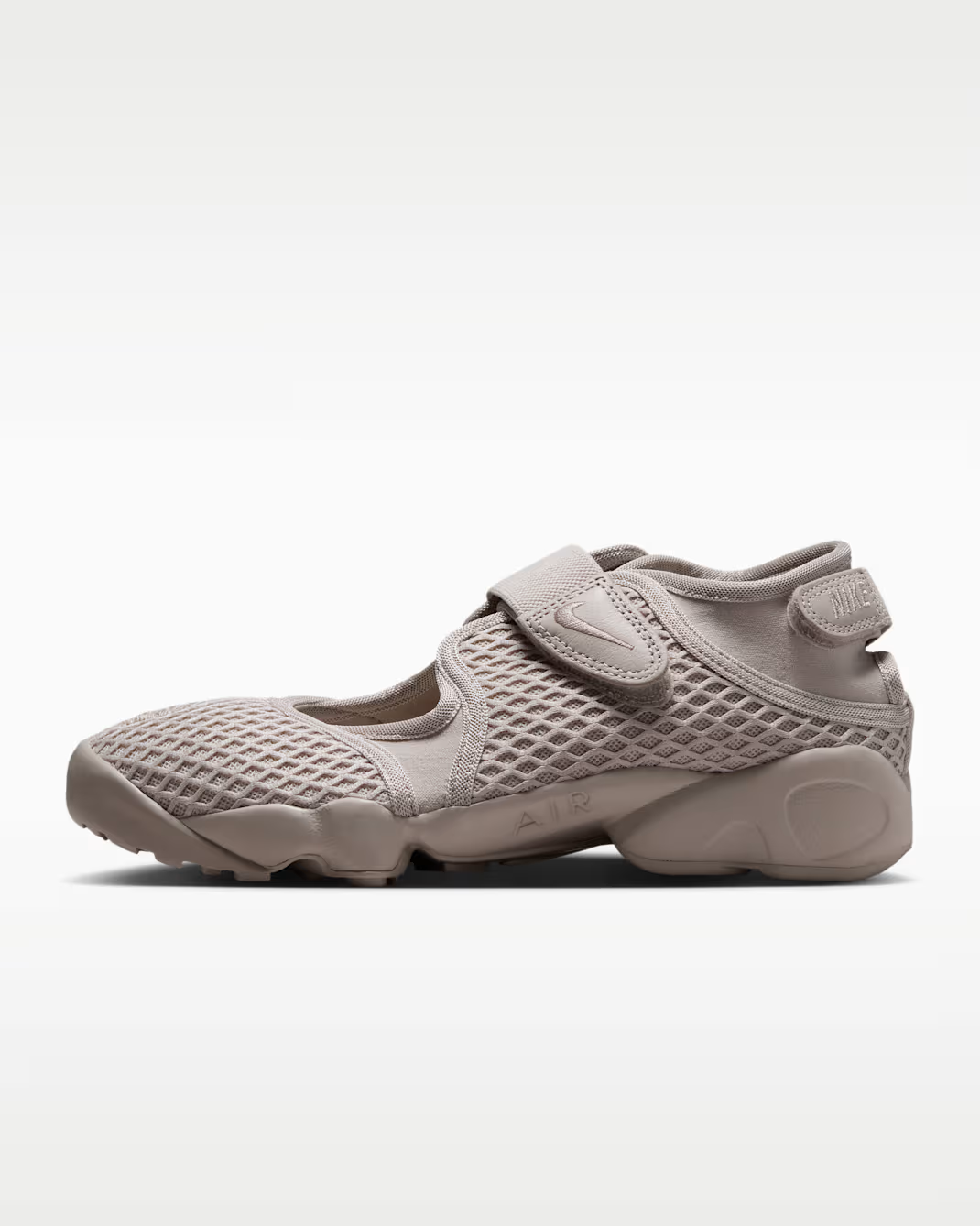 HM8288-200 Nike Air Rift "Cream II/Light Orewood Brown" (Women's)