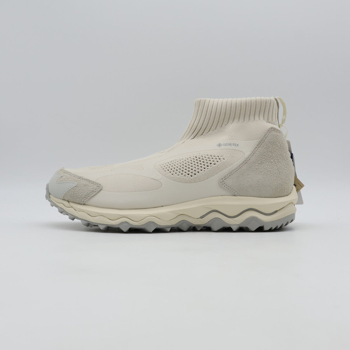 D1GD245501 nonnative à Mizuno Wave Mujin TL Mid GORE-TEX Off White (Men's)