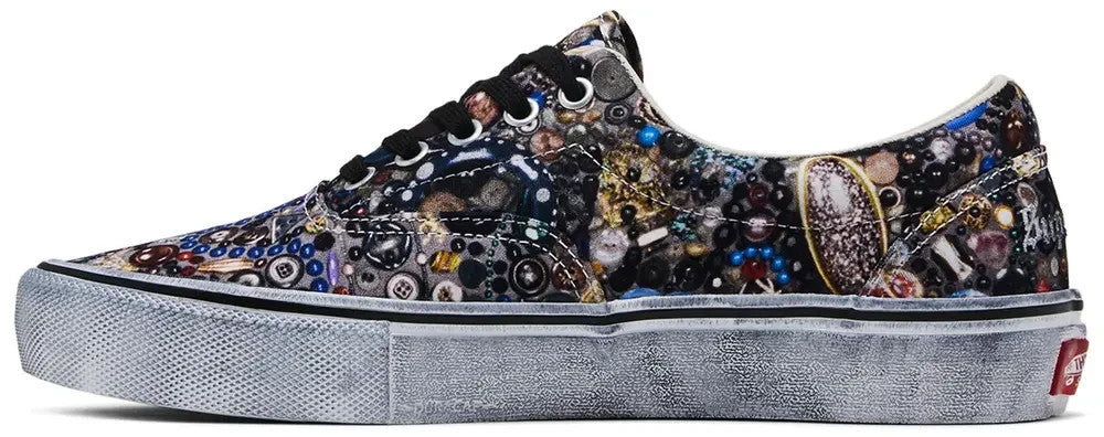 VN00110ABLU Supreme à Mike Kelley à Vans Era "Black" (26SS Week8)