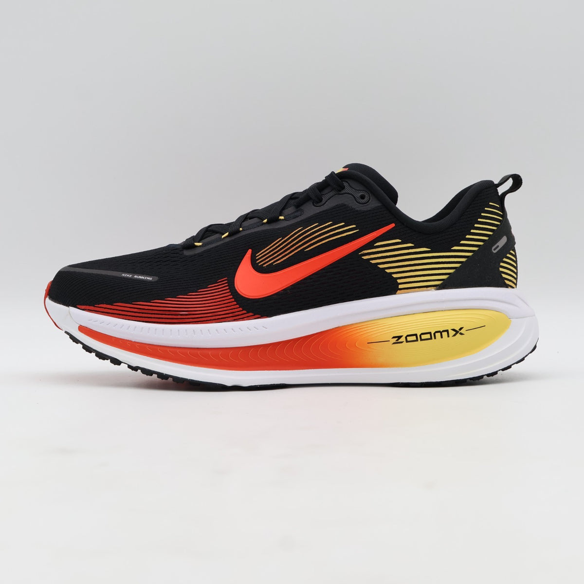 IF0514-016 Nike Vomero 18 Black Light Crimson Topaz Gold Bright Crimson (Men's)