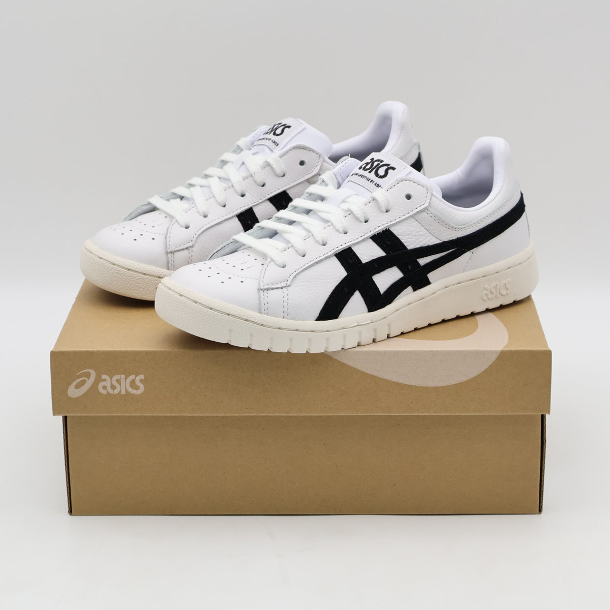 1201A662-101 Asics Gel-PTG Point Getter Low Top White Black (Men's)