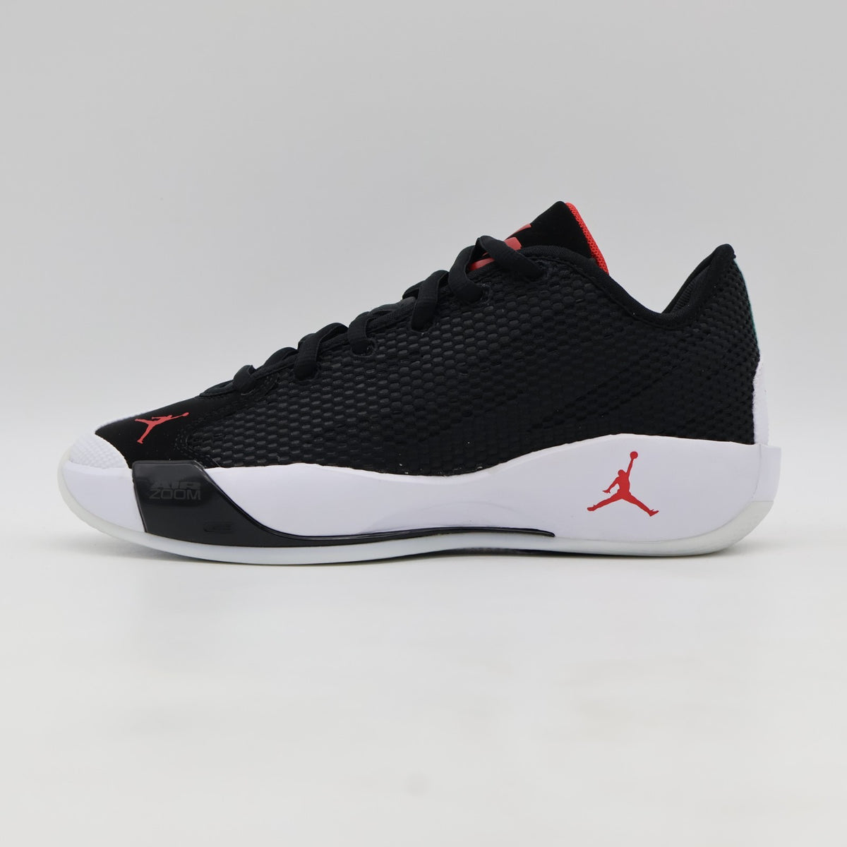 IF1611-001 Nike Luka 77 Bred Basketball Shoes Black White University Red (Menâs)
