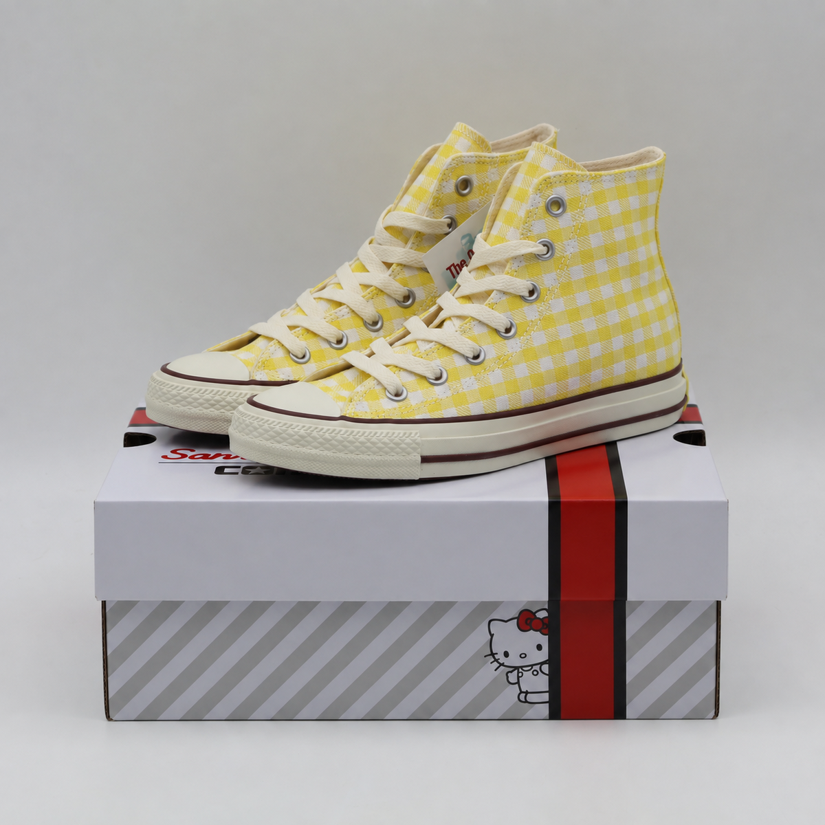 31318830 Sanrio à Converse All Star Hi "Pompompurin" (Men's)