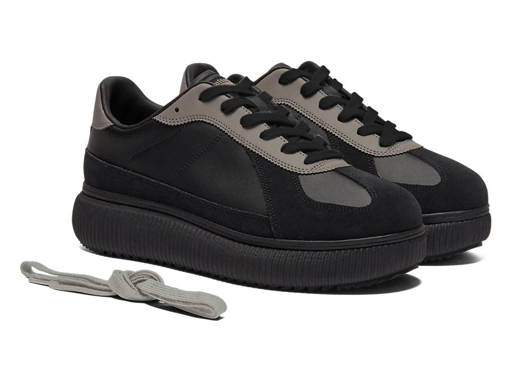 1183B874-001 Onitsuka Tiger DELECITY BLACK/STEEPLE GREY (Men's)