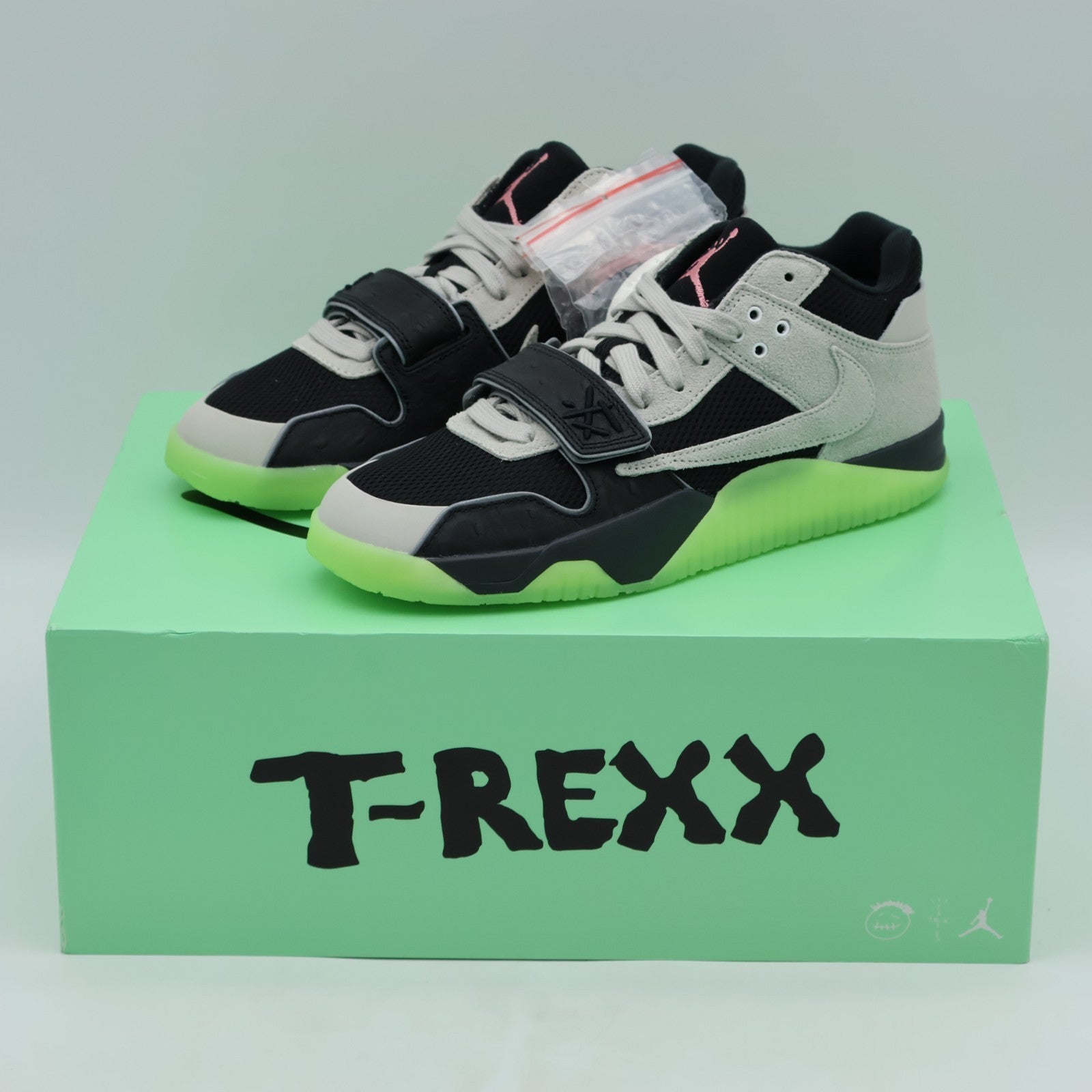 IH7971-001 Travis Scott à Chase B à Nike Jumpman Jack TR CJ1 T-Rexx (Men's)