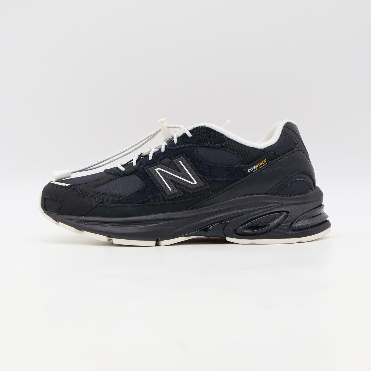 U20108ZK DOE Ã New Balance 2010 "Black/Sea Salt" (Men's)