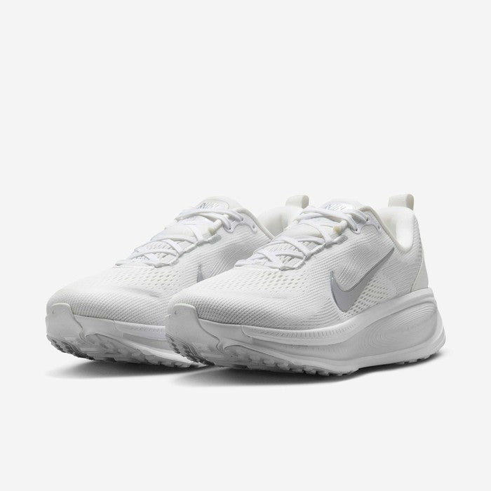 HM6804-104 Nike Vomero 8 White Photon Dust Summit White Metallic Silve(Women's