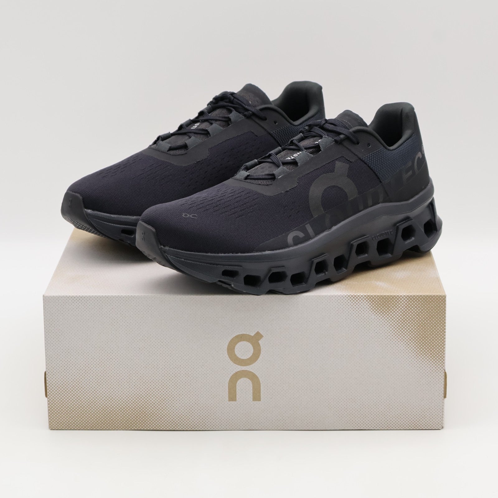 61-99025 On Cloudmonster All Black (Men's)