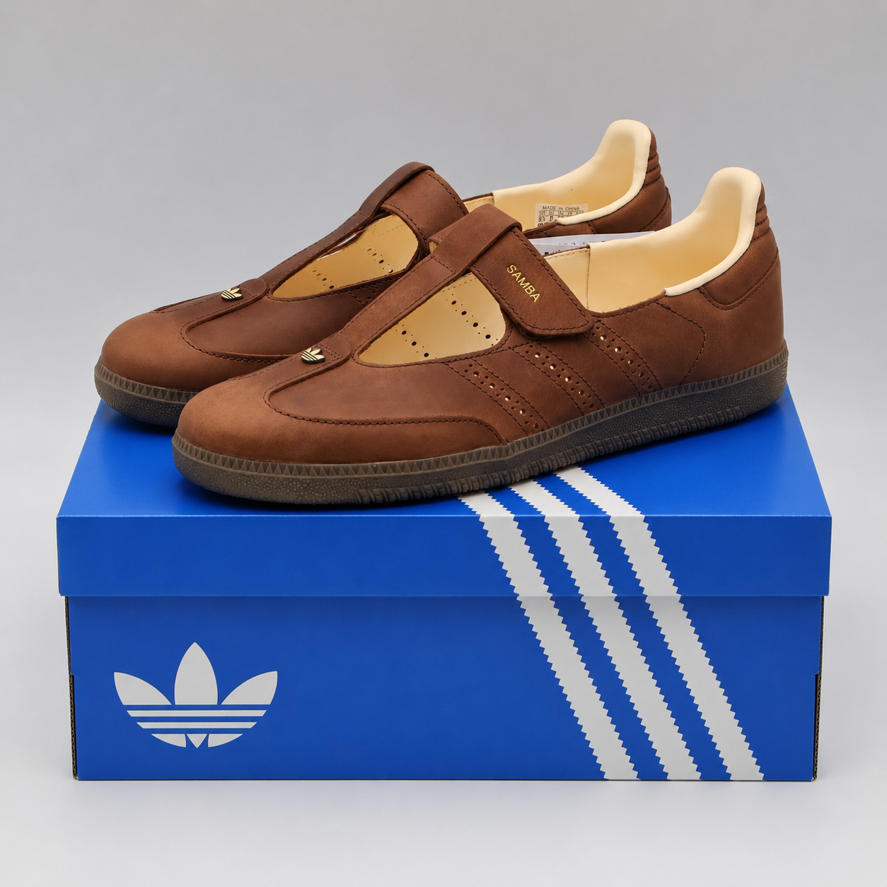 HP7130 adidas Samba Jane Supplier Colour Sand Strata (Women's)