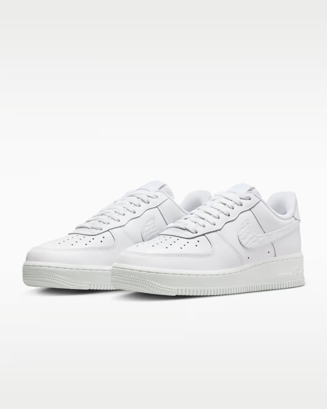 IO4837-100 Nike Air Force 1 Low Pebble Croc White (Women's)